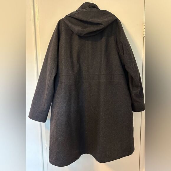 Lululemon Roam Far 3-in-1 Jacket 12 - Picture 3 of 9